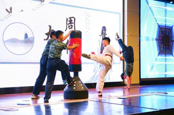 1001ʱ ഺóϵӭ-ֻ5_.jpg